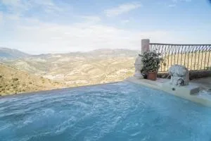 Charming Villa in Algarinejo with Private Pool - La Carrera de la Viña