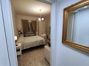 Double or Twin Room with Private Bathroom room in Sergio's House #CasaDeSergio