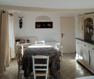 Maisons de vacances Gite Normand Le Merle blanc 2 a 6 personnes : photos des chambres