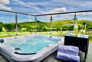 Arbennig Luxury Lodges