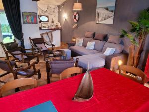 Maisons de vacances Maison de 4 chambres a Vaux sur Mer a 510 m de la plage avec jardin clos : photos des chambres