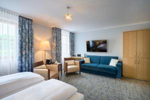 Triple Room room in Hotel Lechnerhof Unterföhring