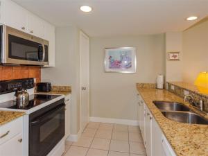 Laguna Reef #314 - Peaceful Pelican