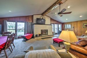 Waterfront Home with Boat Dock in Gun Barrel City