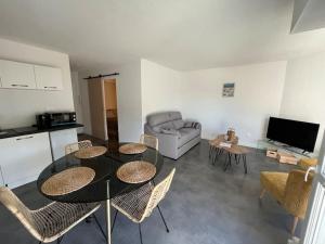 Appartements Appart avec Balcon aux Baux-De-Provence : photos des chambres