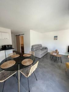Appartements Appart avec Balcon aux Baux-De-Provence : photos des chambres