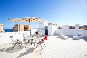 Luxury Arenales Home With AC,Pool and BBQ