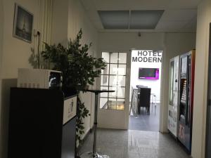 Hotels Hotel Moderne : photos des chambres