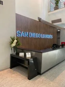 San Diego Suítes Lourdes - OFICIAL - 贝洛奥里藏特