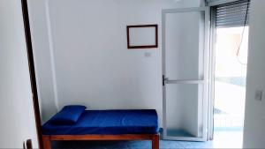 Apto na avenida da praia no Caiçara