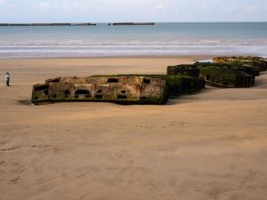 Appartements Calm and comfortable apartment in Bayeux, 9km from the beach : photos des chambres