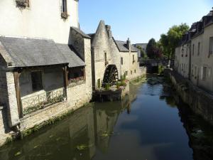 Appartements Calm and comfortable apartment in Bayeux, 9km from the beach : Appartement 1 Chambre