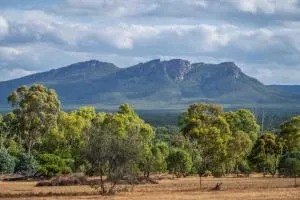 Happy Wanderer Holiday Resort The Grampians - 邓凯尔德