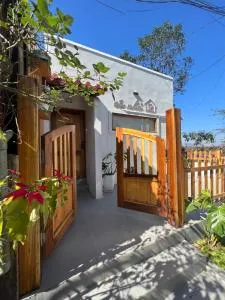 En nho Homestay SaPa - Cha Pai