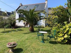 Maisons de vacances Maison Perros-Guirec, 2 pieces, 2 personnes - FR-1-368-79 : photos des chambres