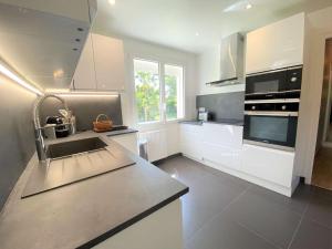 Grande maison 4* à Beg Meil avec jardin, à 1 km de la plage - FR-1-481-119 - 4hvězdičkové hotely ve městě Fouesnant