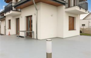 Beautiful Home In Dobra Krapkowice