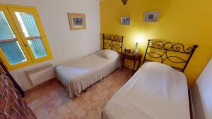 Appartements Mas du Versadou, dans un espace naturel protege, piscine couverte chauffee toute l'annee, Spa et salle de jeux : photos des chambres