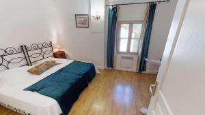 Appartements Mas du Versadou, dans un espace naturel protege, piscine couverte chauffee toute l'annee, Spa et salle de jeux : photos des chambres