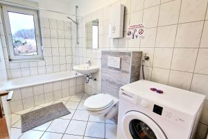 Modern 3-Room Apartment with Balcony & Free Parking & Free Wi-Fi in Hagen - HA03