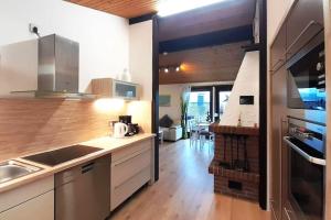 Ferienhaus LENA im Sauerland direkt am Hennesee