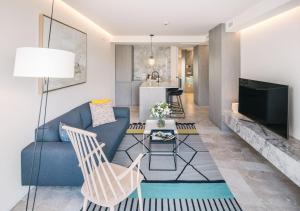 Puente Romano Beach Suites - private apartaments