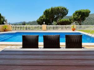 Villa reina by costabravaway