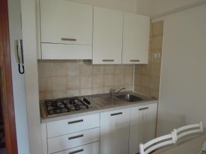 Precious apartment in residence with swimming pool