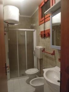 Precious apartment in residence with swimming pool