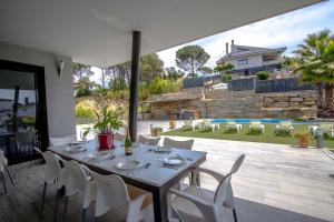 Catalunya Casas Modern Marvel,15 min to Costa Brava beaches!