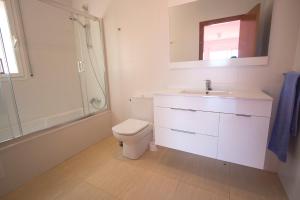 Catalunya Casas Fun and Frolic in Lloret del Mar 3500 meters to beach!