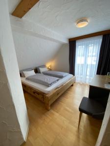 Standard Double Room room in Hotel garni Alpengruss