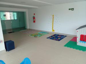 11 NOVISSÍMO APTO,COND. ALTO PADRÃO NA PRAIA GRANDE INTEGRADO A EXUBERÂNCIA DA MATA