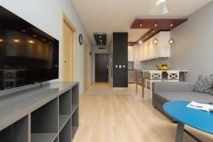 Sokołowska Apartment Warsaw Wola by Noclegi Renters