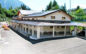 Lunga Via Delle Dolomiti img34