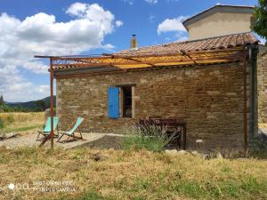 Appartements La Colline d'Eyzahut Gites en Drome Provencale : photos des chambres