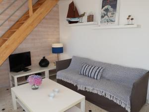 Maisons de vacances Holiday Home Partie de peche - PZV102 by Interhome : photos des chambres