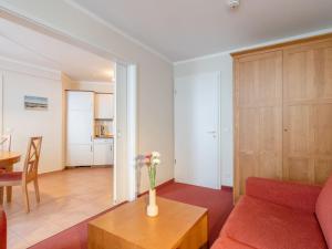 Apartment Seepark Sellin-4 by Interhome