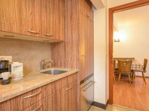 Apartment Dent Favre A 5 by Interhome