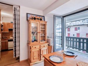 Apartment La Comtesse-10 by Interhome
