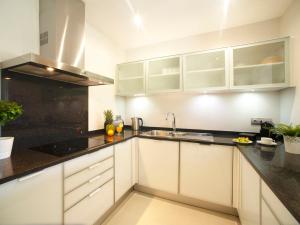Apartment Pine Hills Pérola by Interhome