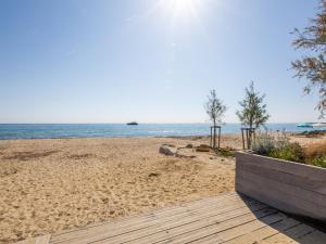 Apartment Les Jardins de la Nartelle Plage by Interhome