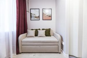 Апартаменти подобово від MYFREEDOM, вул Бажана поруч із метро Харківська, Лівий Берег