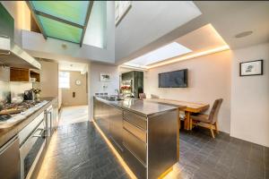 Unique,architecturally acclaimed,Notting Hill home
