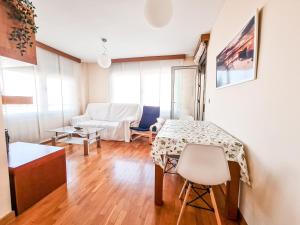 Apartamento Acogedor en Avenida Juan Carlos 1º