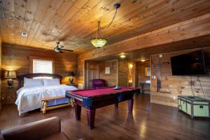 Home Sweet Hideaway Retreat Near Pigeon Forge