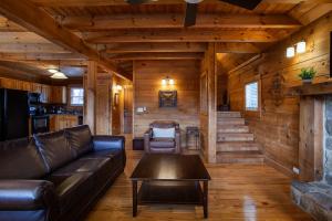 Home Sweet Hideaway Retreat Near Pigeon Forge