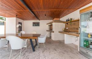 Beautiful Home In Biograd With Wifi 