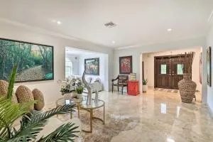 Elegant Miami Home with Private Tropical Oasis! - Pinecrest