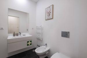 Vila Nova Suite Apt (historic PDL city center)